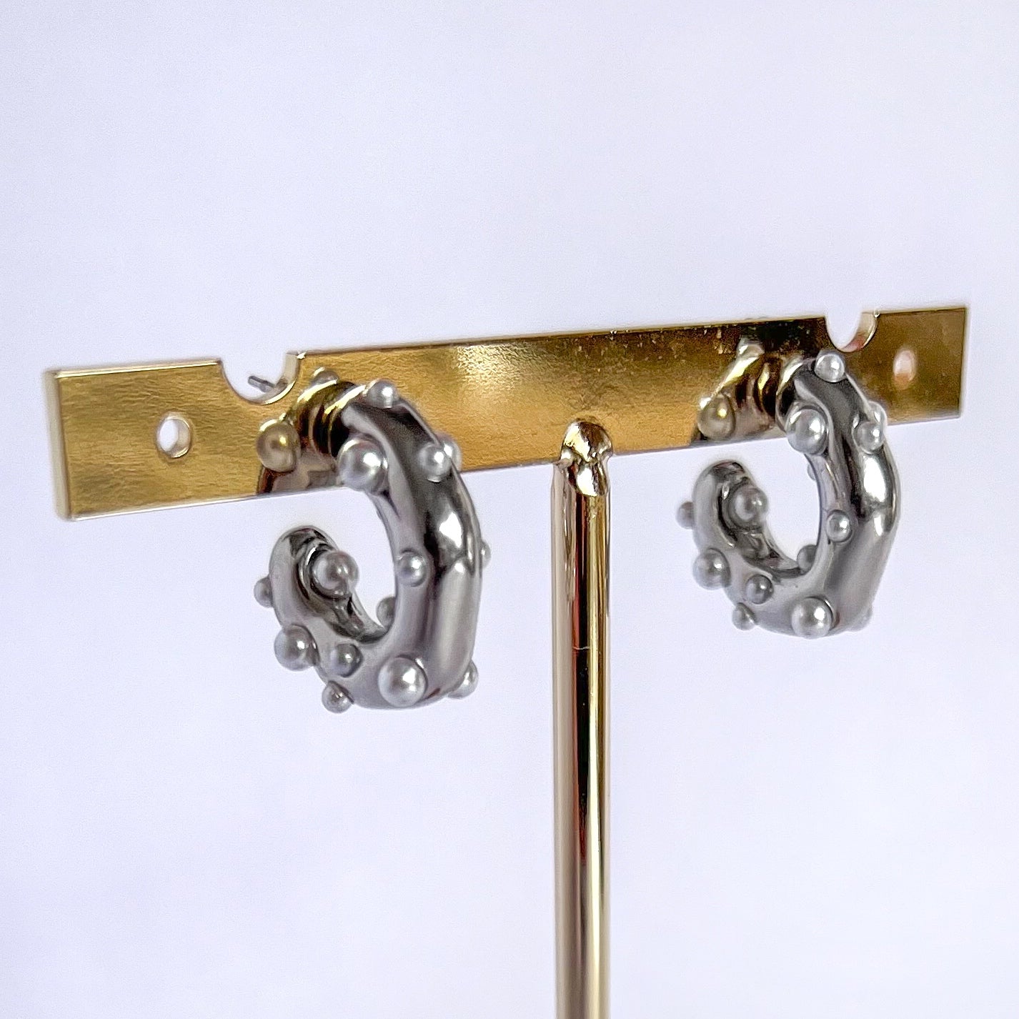 Pearl silver hoops