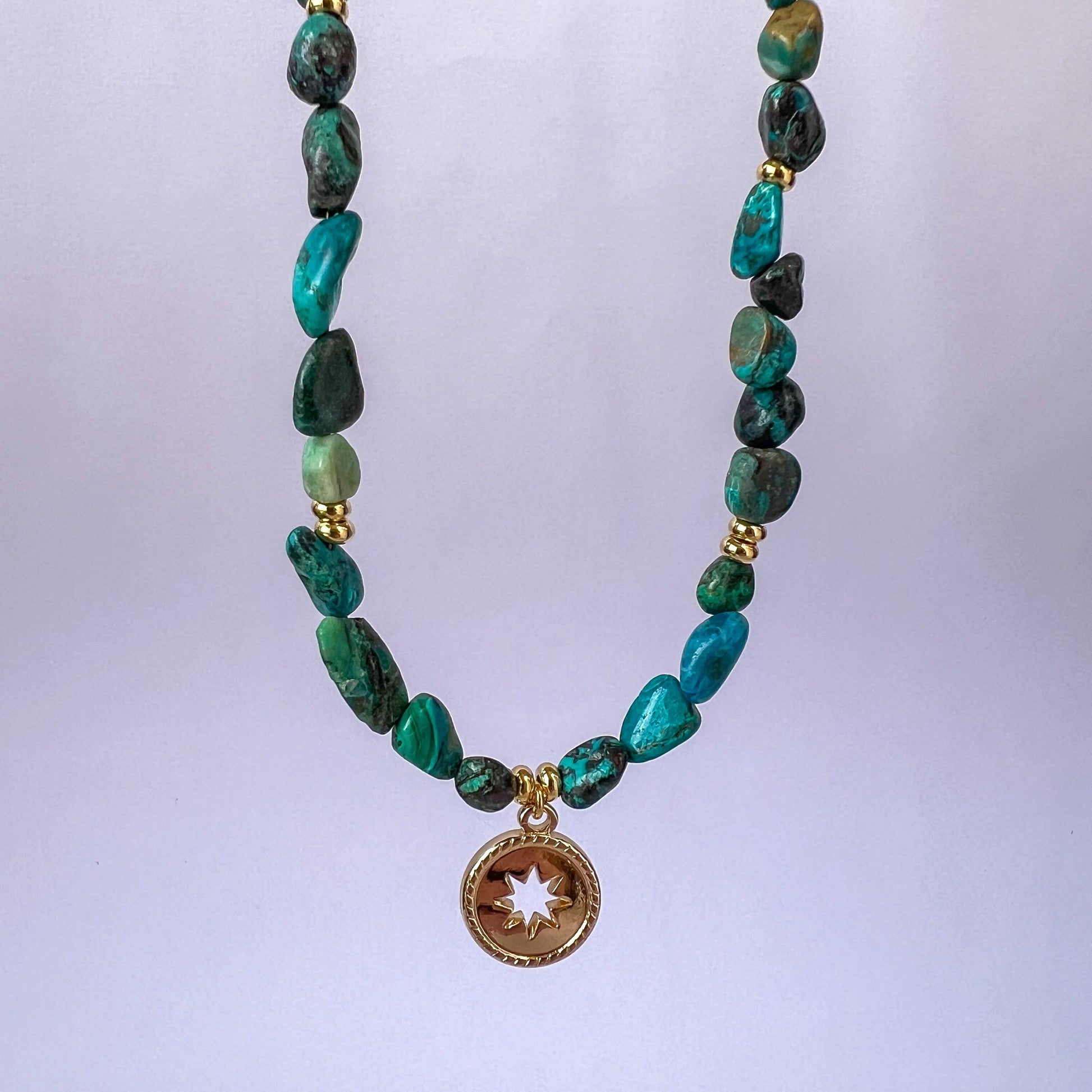 Collier Vanui