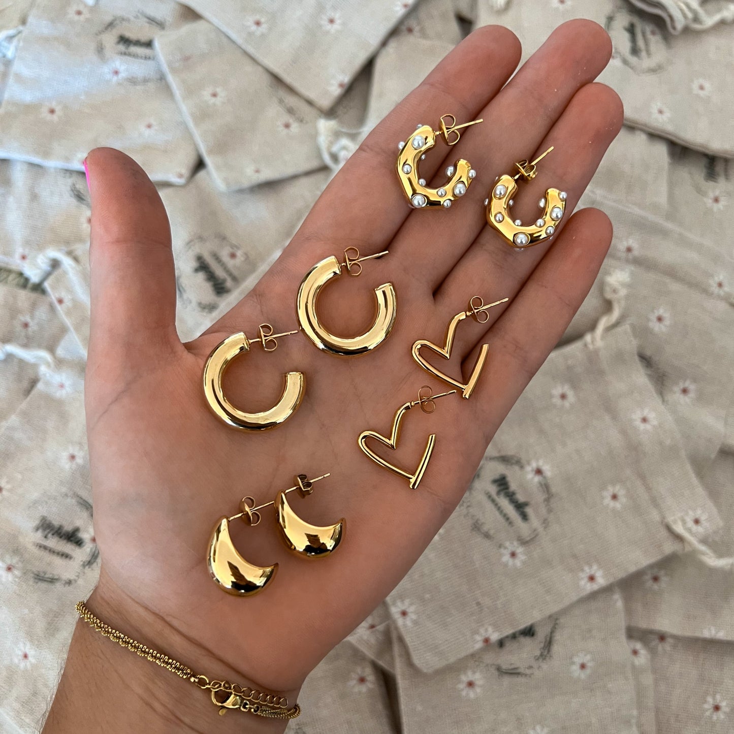 Cardi hoops