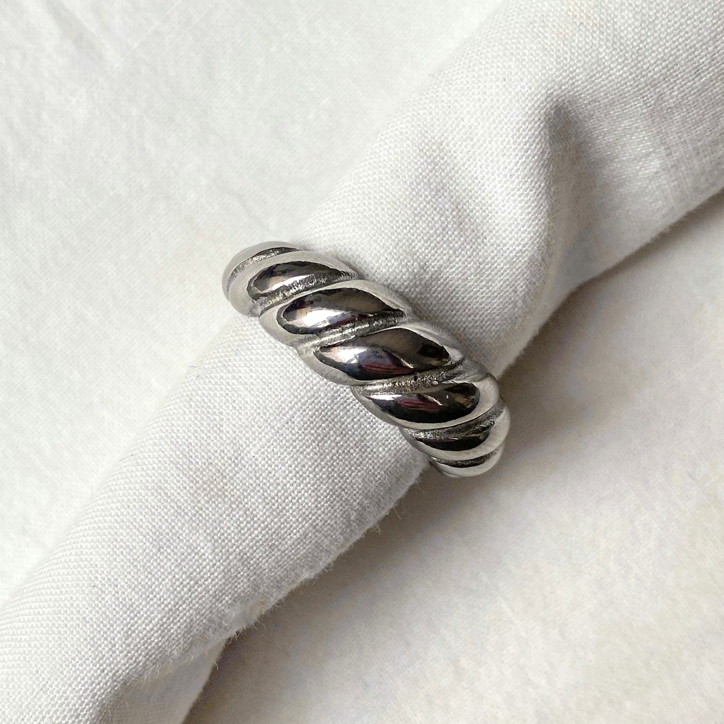 Blois silver ring