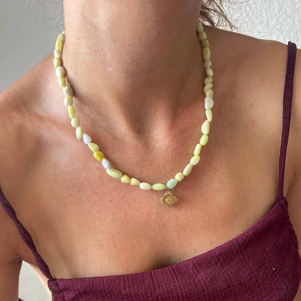 Collar Leila