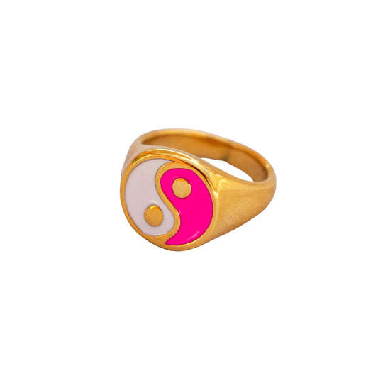Ying Yang pink ring