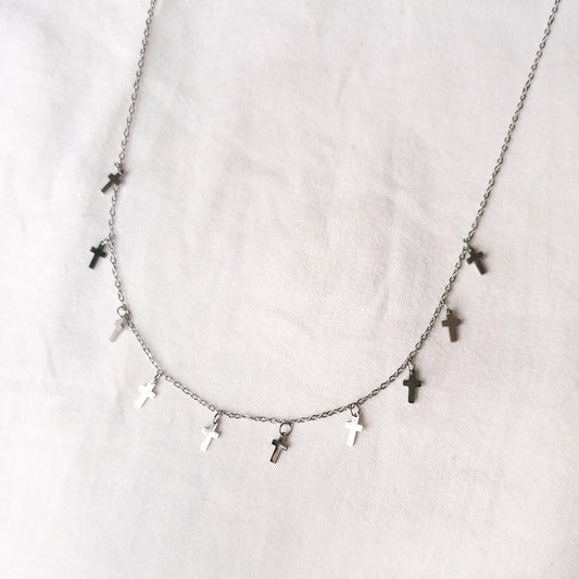 Crucecitas silver necklace