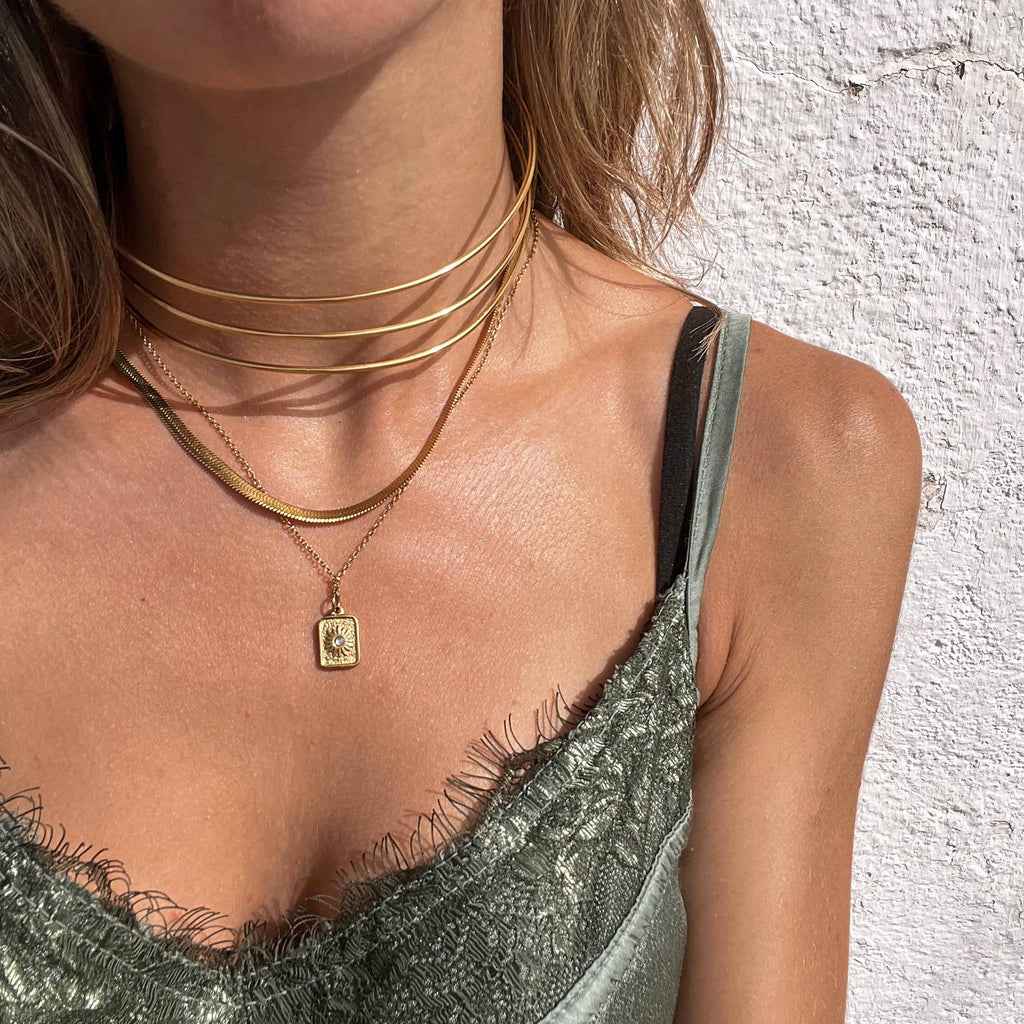 Choker Atenas