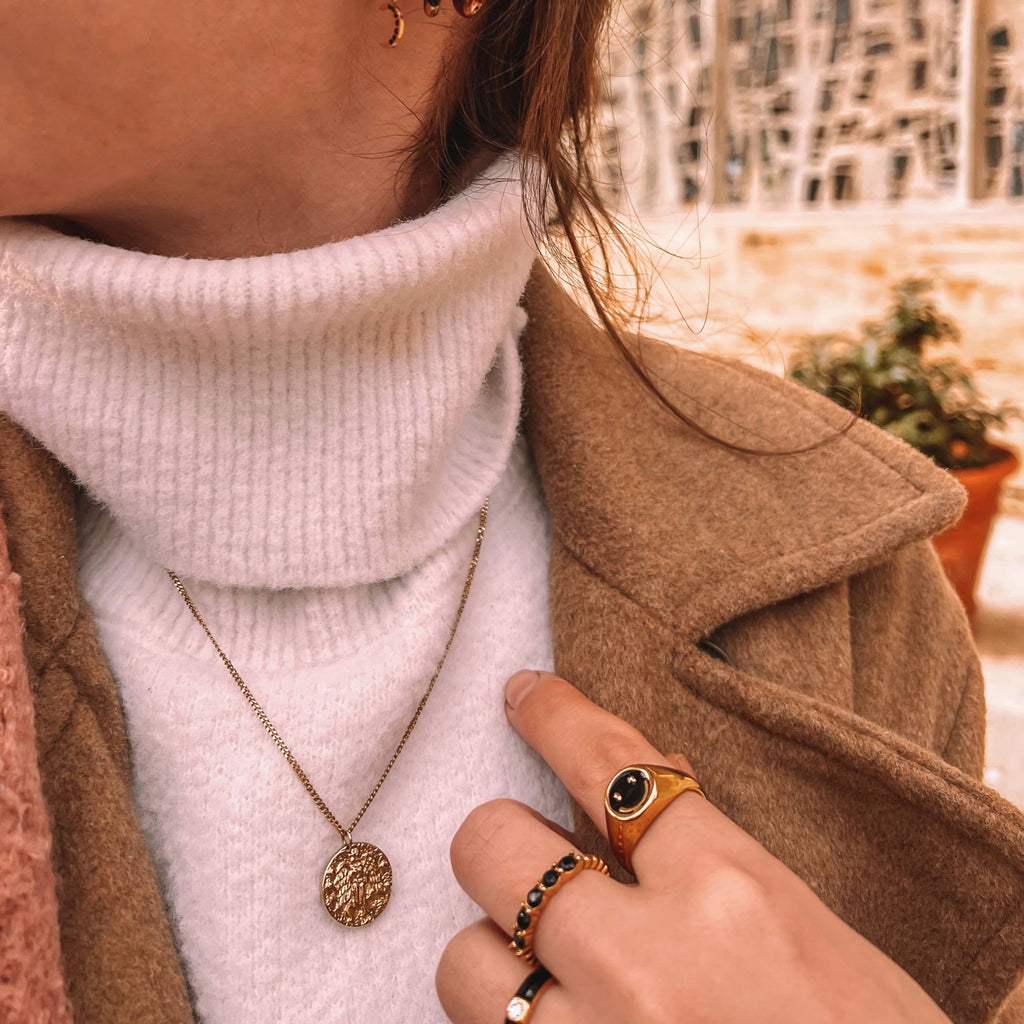 Angel necklace